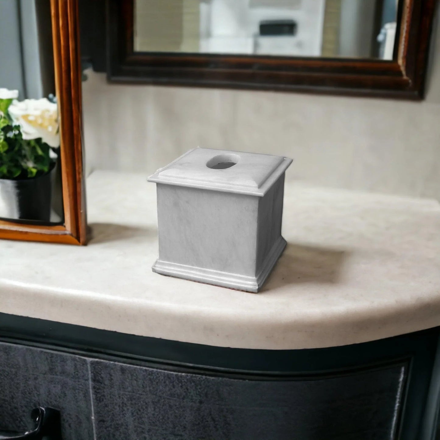 White Marble Facial Tissue Holder of Atlantic Collection