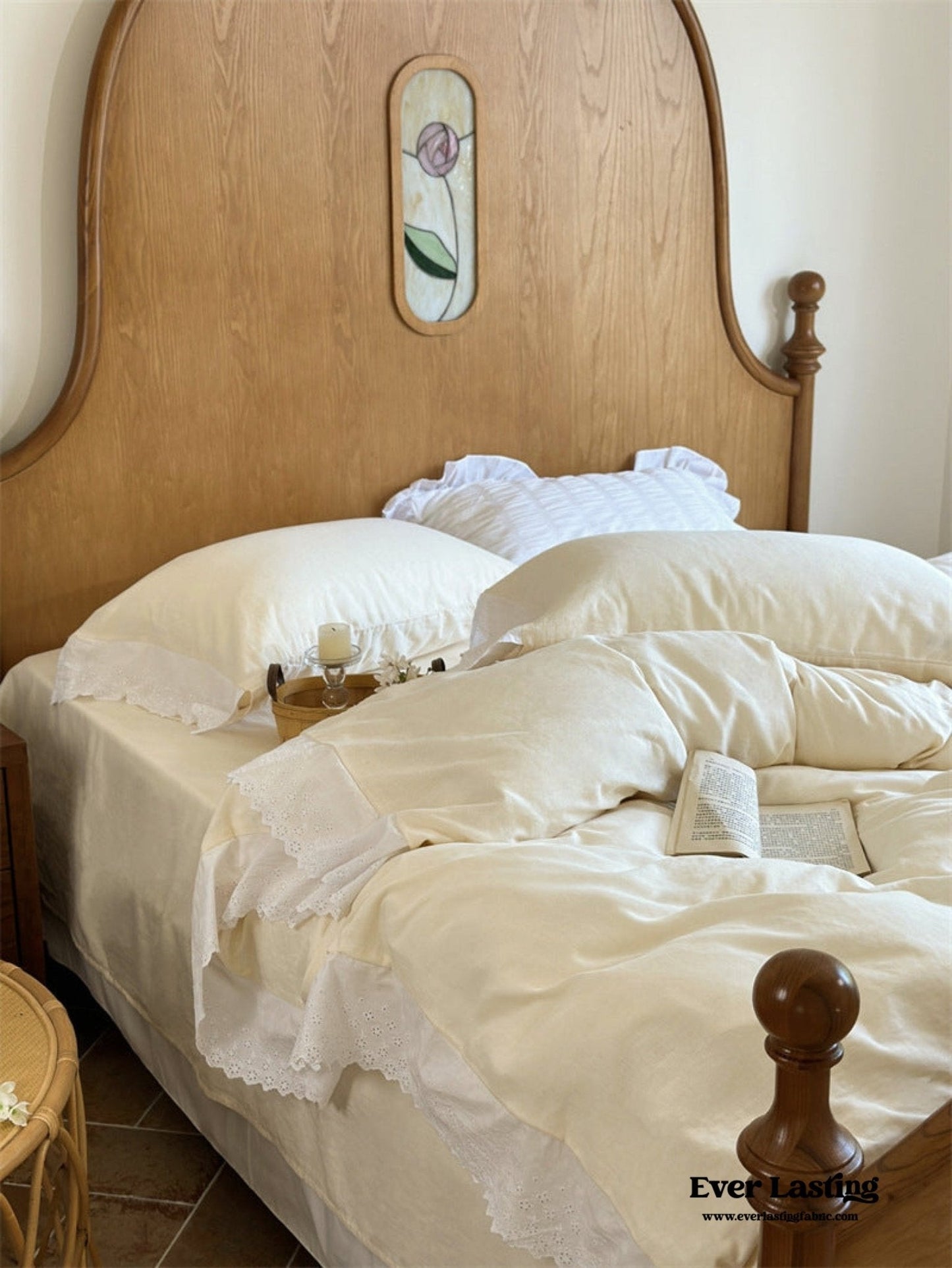 White Ruffle Lace Bedding Set / Blue