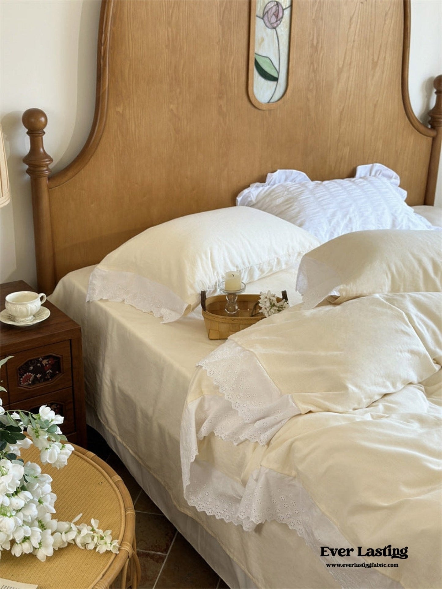 White Ruffle Lace Bedding Set / Pink