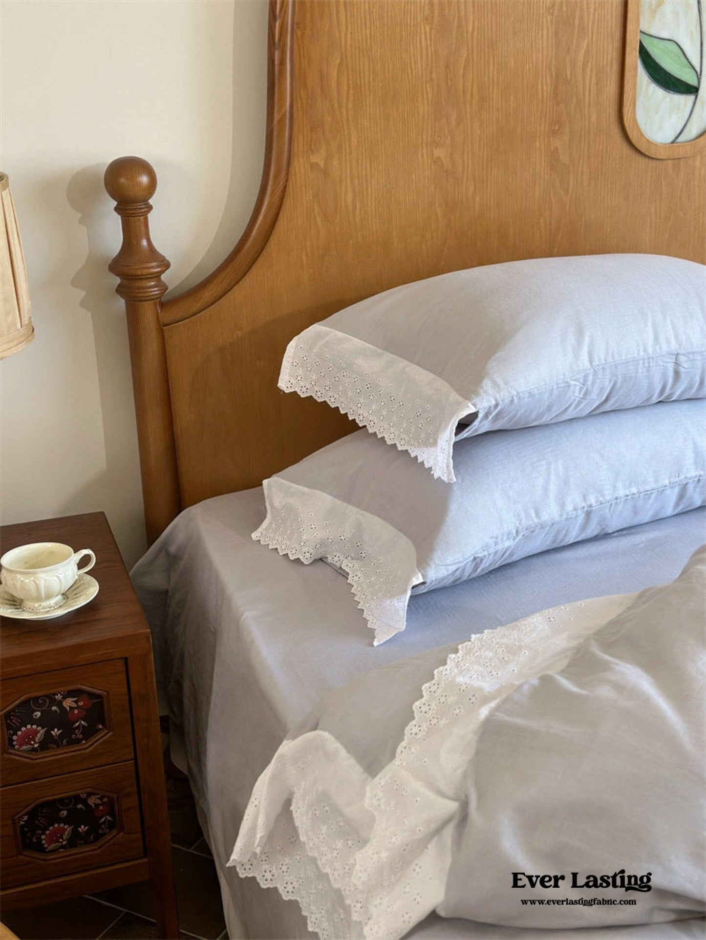 White Ruffle Lace Bedding Set / Pink