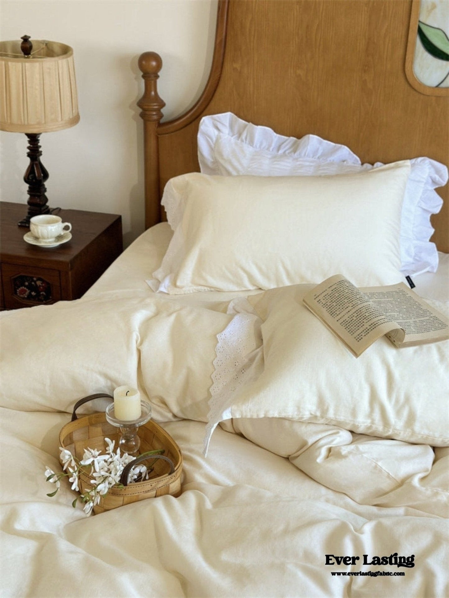 White Ruffle Lace Bedding Set / Purple