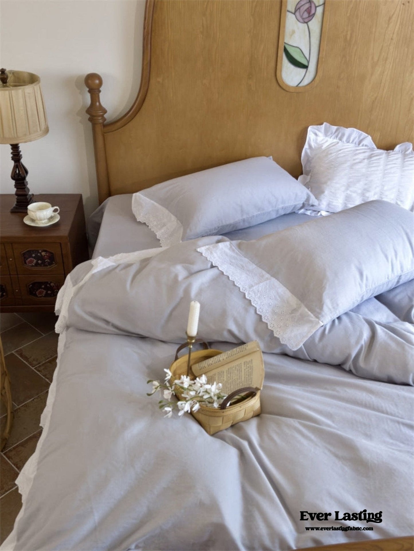 White Ruffle Lace Bedding Set / Purple