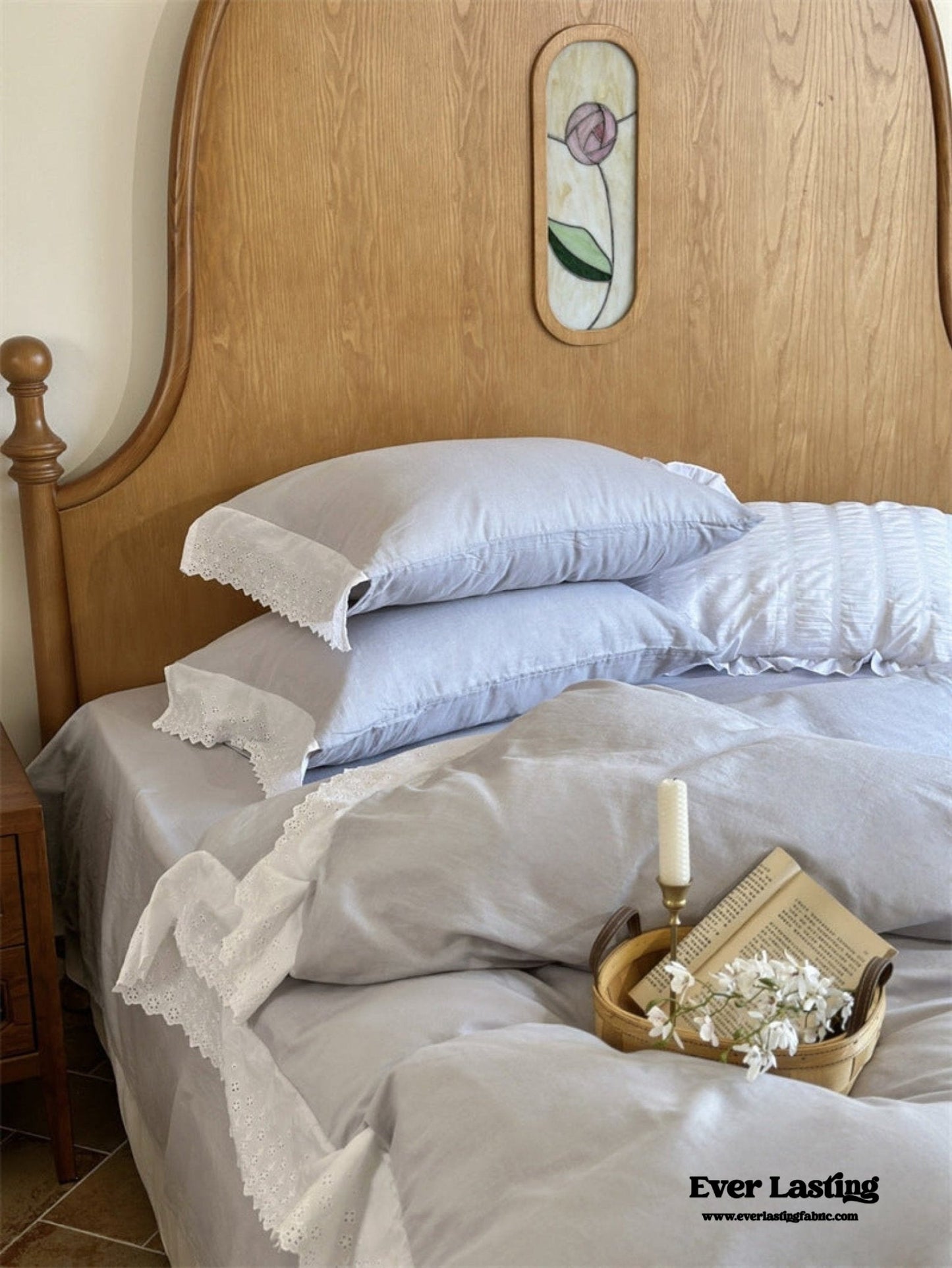 White Ruffle Lace Bedding Set / Purple