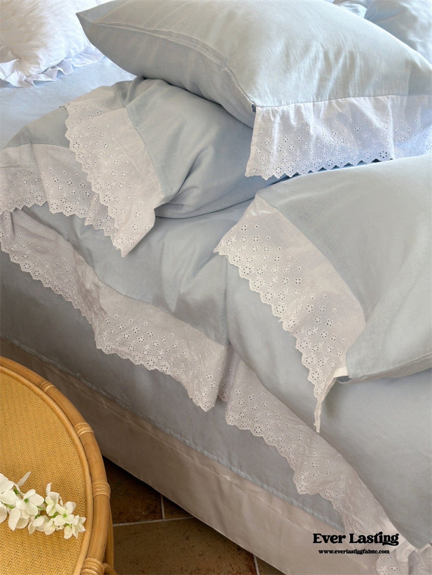 White Ruffle Lace Bedding Set / Purple