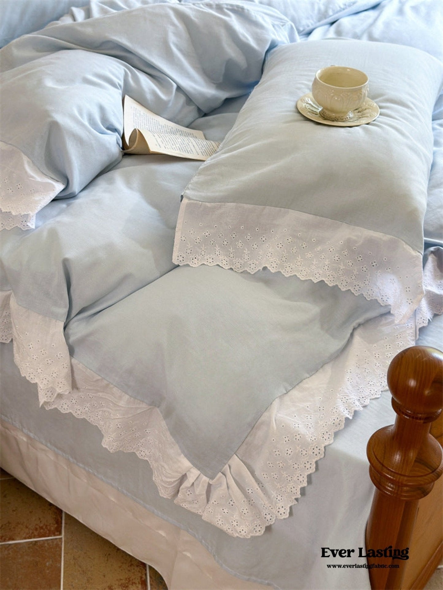 White Ruffle Lace Bedding Set / Yellow