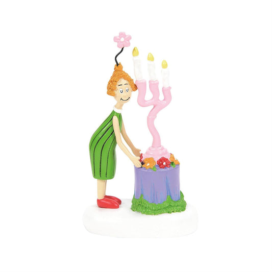Auntie Who Sets A Centerpiece (The Grinch)