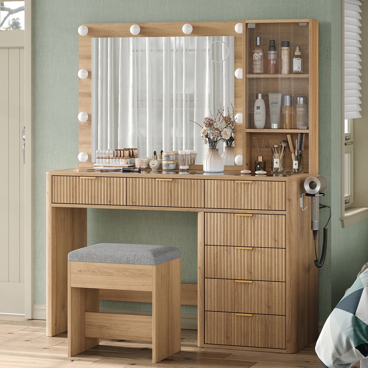 Yanosaku VD013 Bedroom Makeup Vanity desk with LED Mirror, 7 Drawers