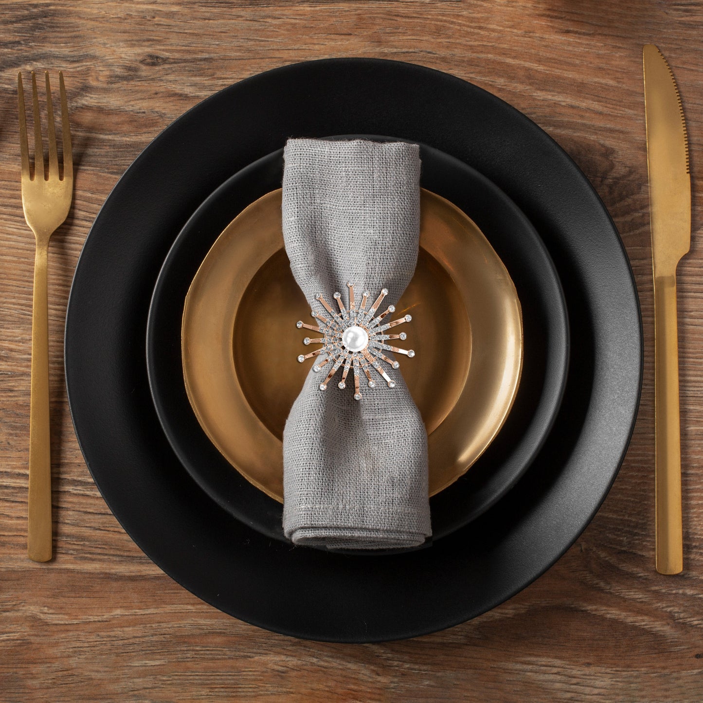 Gold Floral Napkin Rings – Elegant Pearl Table Setting Rings for Dining Decor